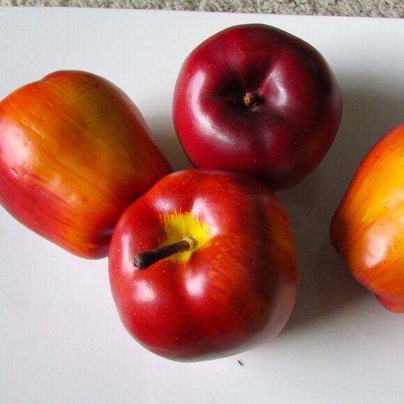 Vintage Faux Fruit Apples Set of 4 - Picture 3 of 3